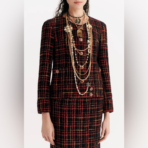 Chanel - Picture 11 of 11